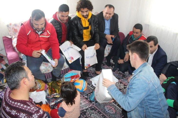 Minik Meryem’e moral oldular G5