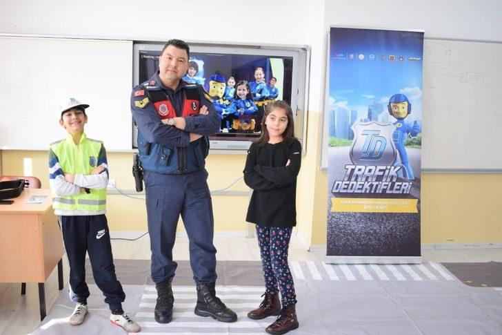 Çocuklara trafik eğitimi verildi G4
