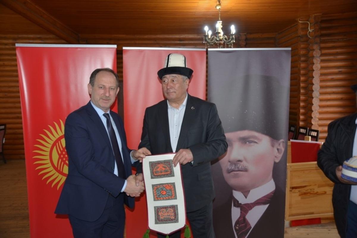Kırgızistan heyeti Hendek&rsquo;te temaslarda bulundu