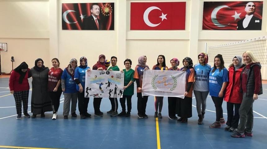 Nevşehir&rsquo;de &ldquo;Evinin Sultanları&rdquo; voleybol turnuvası başladı