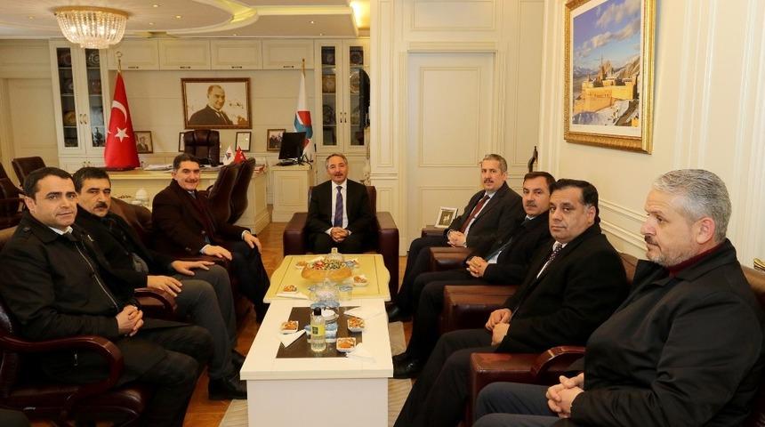 Aİ&Ccedil;&Uuml; Rekt&ouml;r&uuml; Prof. Dr. Karabulut, AK Parti heyetini misafir etti