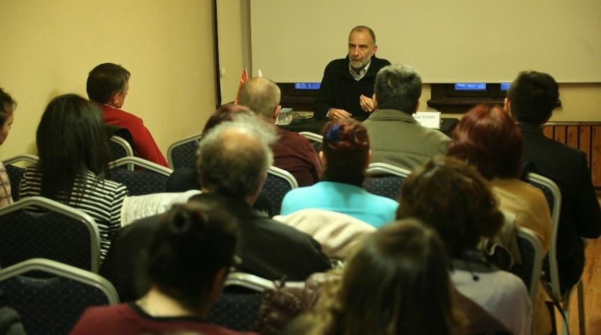 &Ouml;mer Asaf Tosun Eskişehirli şiir tutkunları ile buluştu