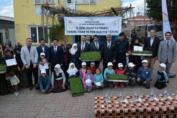 Kütahya İl Özel idaresi üreticinin yanında G3