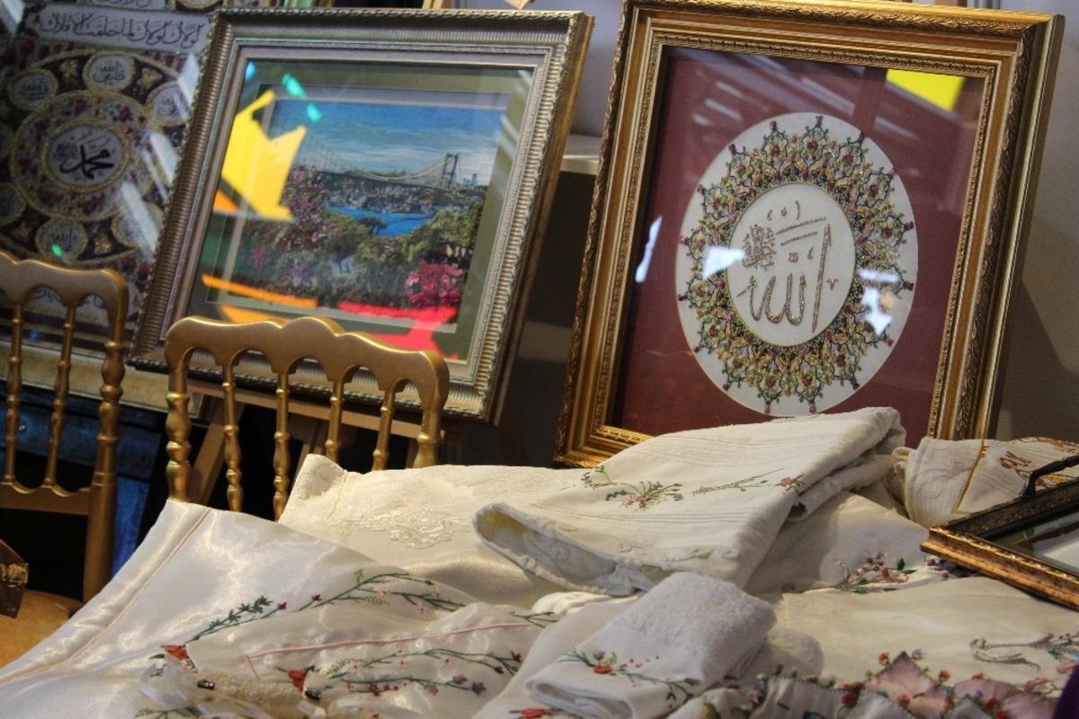 Gaziosmanpaşa&rsquo;da moda r&uuml;zgarı
