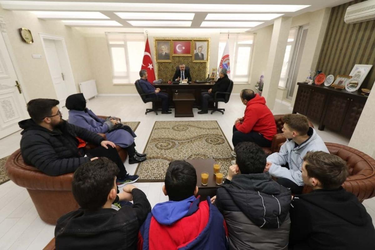 Samsun&rsquo;da &ouml;ğrenciler dart m&uuml;sabakalarından başarıyla d&ouml;nd&uuml;