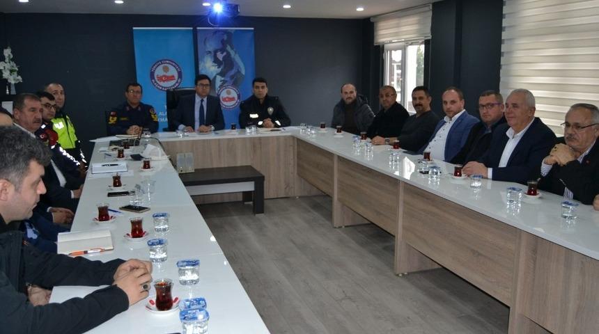Kaymakam Zaman: "&Uuml;lkemizin canı, trafik kazalarında &ccedil;ok yandı"