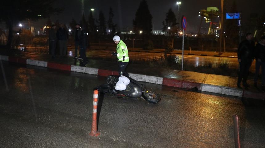 Devrilen motosikletin sürücüsü yaralandı 
