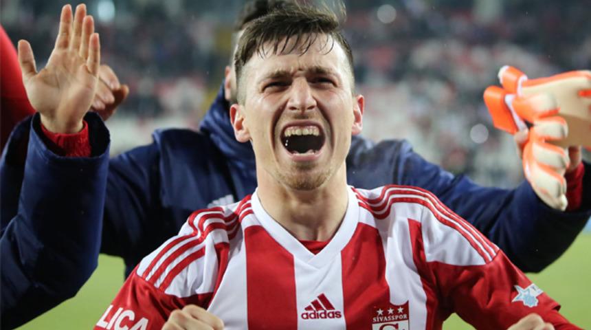 Mert Hakan bu sezonki 9. golünü attı