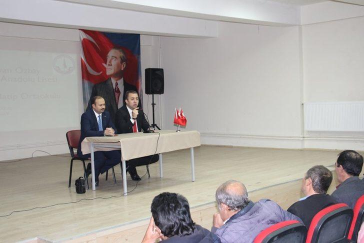 Öğrenci velilerine  "Bağımlılıkla Mücadele" toplantısı G3