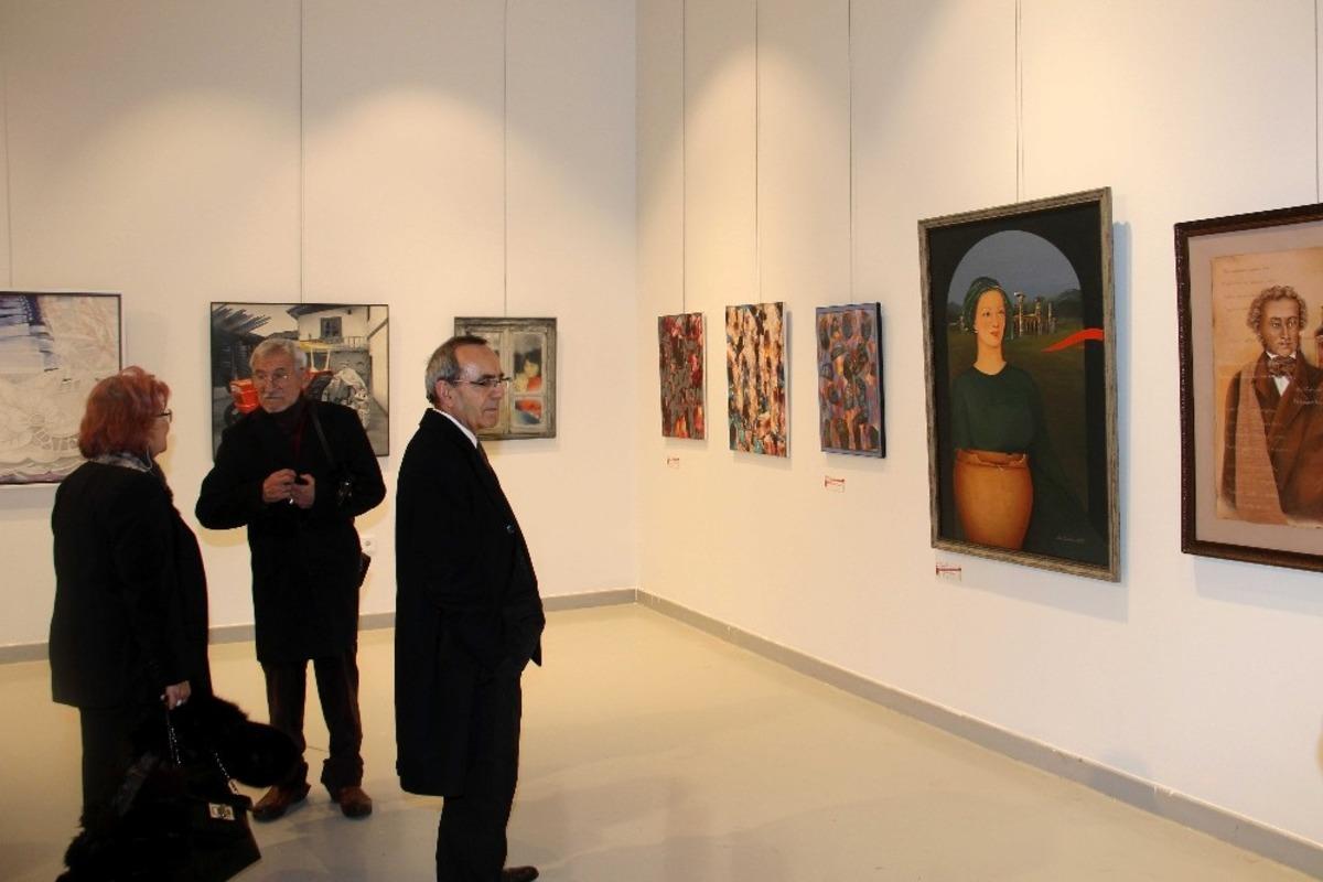 SAK&Uuml;DER&rsquo;den Alper Taşdelen&rsquo;e onur &ouml;d&uuml;l&uuml;