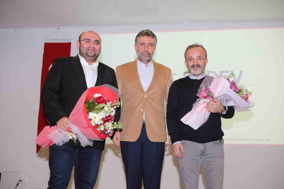 Bayraklı&rsquo;da yerel y&ouml;netim ve eğitim politikaları tartışıldı