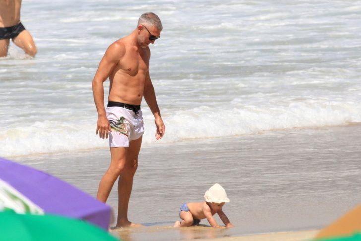 30 yaş farkı mutluluklarına engel olmadı  G4