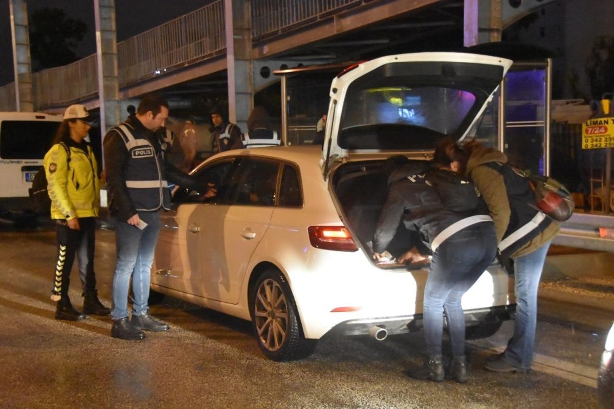 Antalya&rsquo;da 93 araca 74 bin 946 TL para cezası