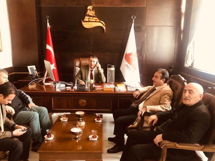 2 bin 200 öğrenciye karne hediyesi dağıttılar G2