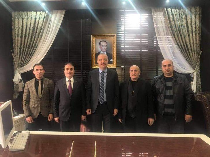 2 bin 200 öğrenciye karne hediyesi dağıttılar G4