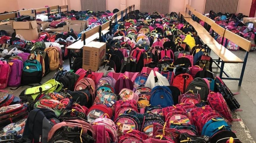 İl Milli Eğitim M&uuml;d&uuml;rl&uuml;ğ&uuml;nden Elazığ&rsquo;a yardım kampanyası