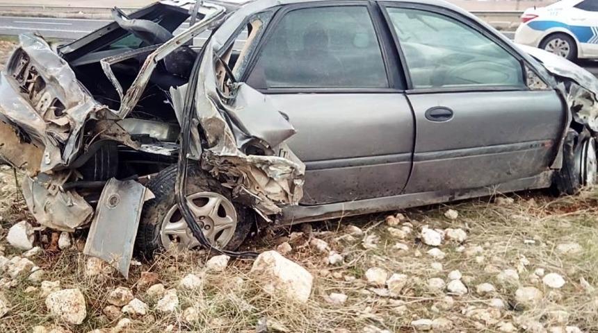 Şanlıurfa&rsquo;da otomobil devrildi: 5 yaralı