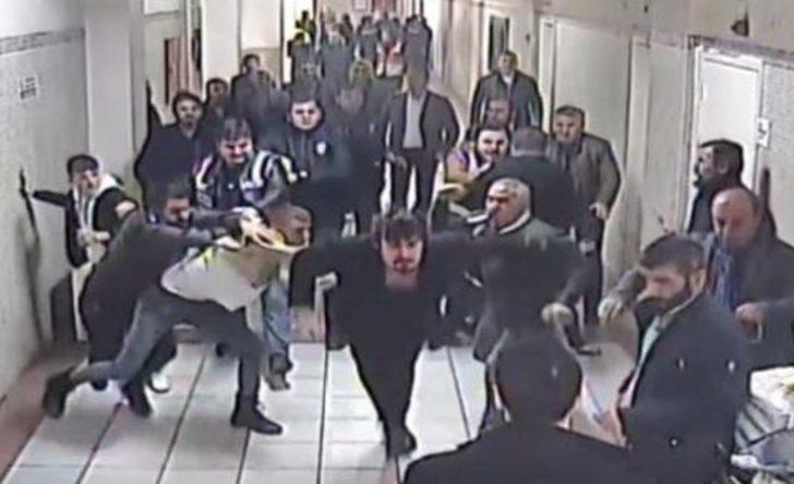 Bakırköy Adliyesi'nde avukata darp! Görüntüler ortaya çıktı G5