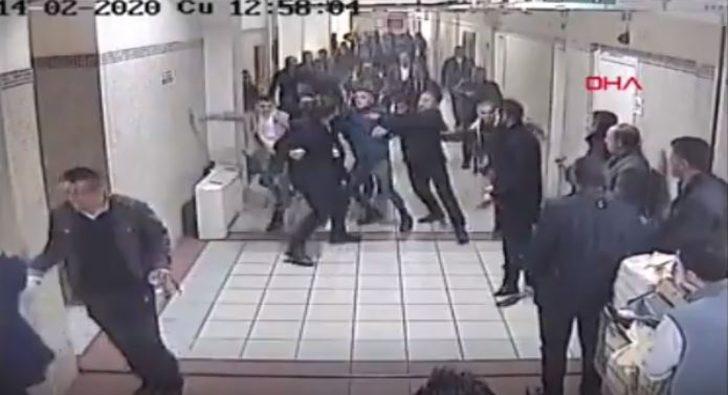 Bakırköy Adliyesi'nde avukata darp! Görüntüler ortaya çıktı G1