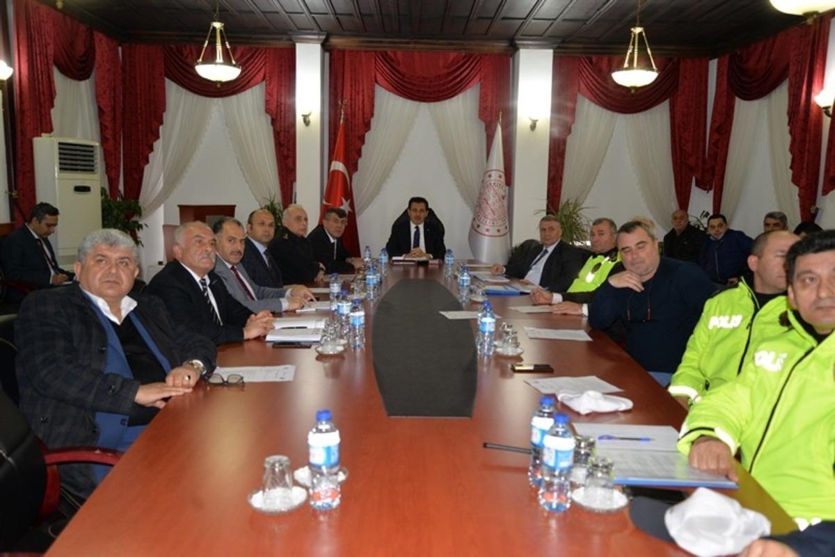 Bolu&rsquo;da otob&uuml;s kazalarının &ouml;nlenmesine y&ouml;nelik toplantı yapıldı