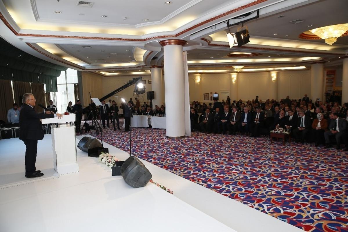 Başkan B&uuml;y&uuml;kkılı&ccedil;: "Enerjideki hedeflere Kayseri ile ulaşılır"