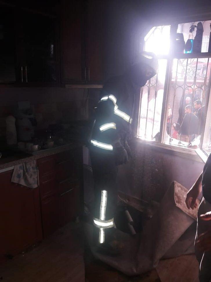 Kahta’da evin mutfağında yangın çıktı G3