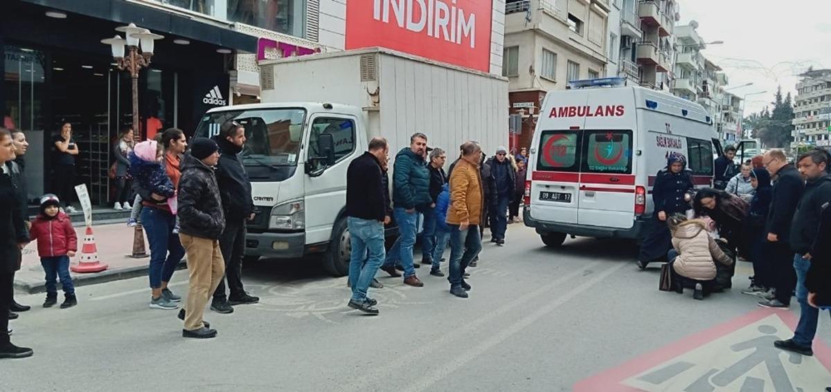 8 yaşındaki &ccedil;ocuğa yaya ge&ccedil;idinde otomobil &ccedil;arptı