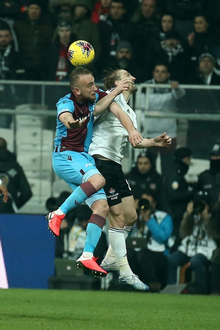 Beşiktaş Trabzonspor maçında faul itirazı! G3