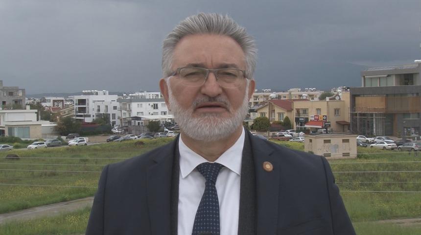 Binlerce kişinin &ouml;l&uuml;m&uuml;ne neden olan koronavir&uuml;se (Covid-19) tedavi m&uuml;jdesi bir T&uuml;rk'ten geldi