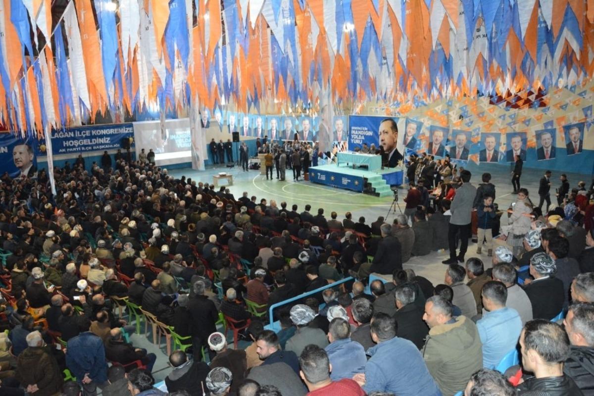 AK Parti Şemdinli İl&ccedil;e Başkanlığına Fahri Şakar se&ccedil;ildi