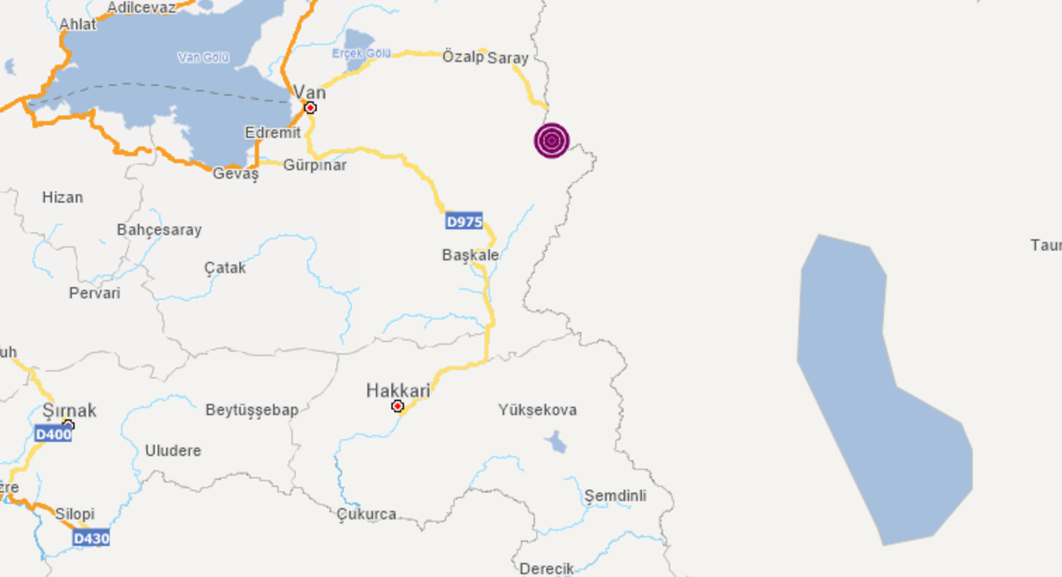Son dakika! T&uuml;rkiye-İran sınırındaki depremde Van'da 9 kişi hayatını kaybetti