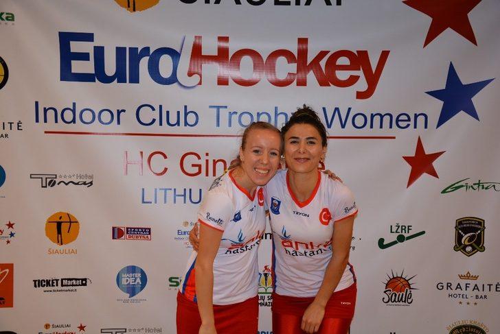 Hokey’e gönül vermiş iki Türk kızı G4