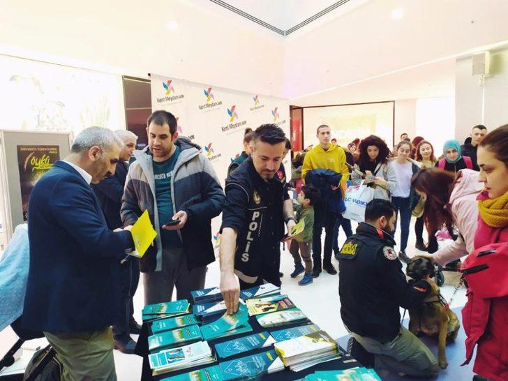 Bursa’da AVM’de narkotik nokta uygulaması G2