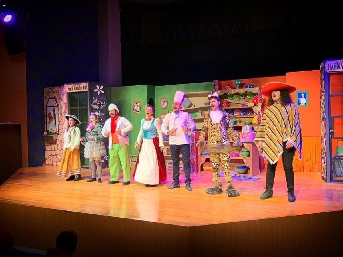 Bodrum Şehir Tiyatrosu&rsquo;nda at&ouml;lye &ccedil;alışmaları devan ediyor