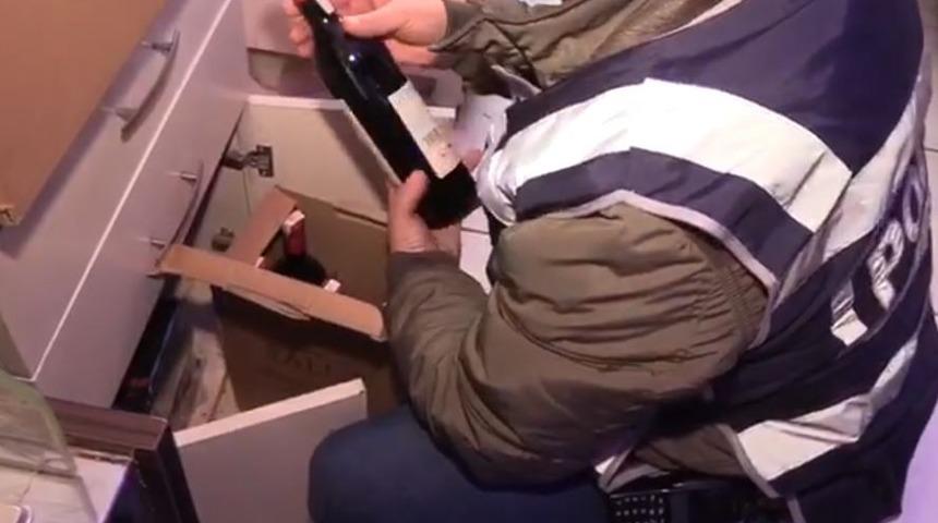 Gaziantep&rsquo;te sahte ve ka&ccedil;ak i&ccedil;ki operasyonu: 9 g&ouml;zaltı