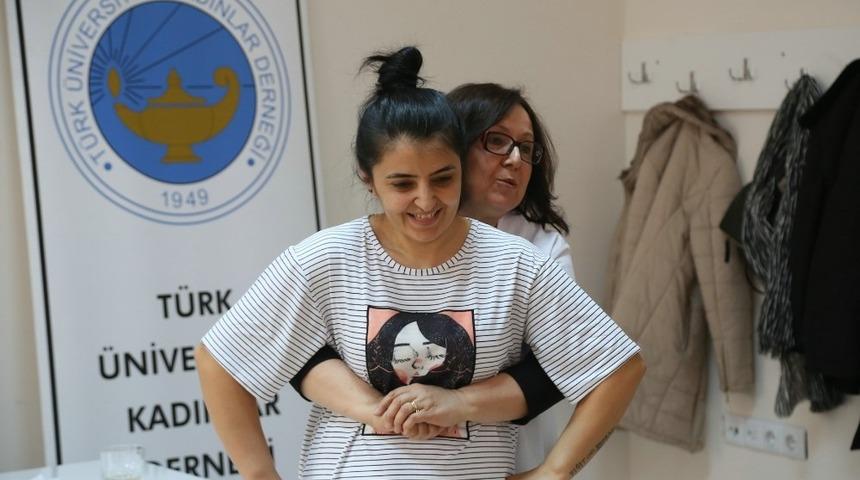 Erdal İnönü Halk Merkezi’nde ilk yardım eğitimi düzenlendi