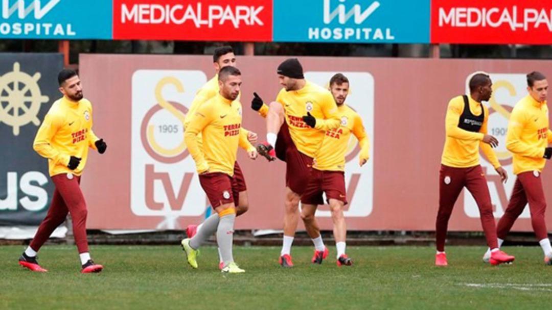 Galatasaray'da Fenerbah&ccedil;e derbisi &ouml;ncesi motivasyon