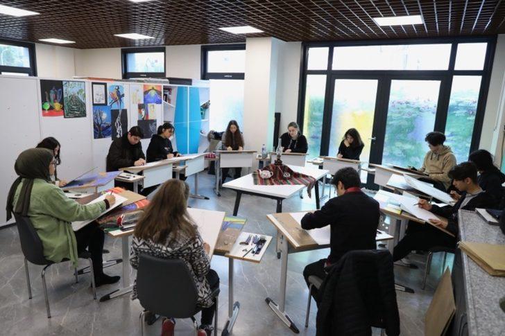 Başakşehir’de geleceğin ressamları yarıştı G3