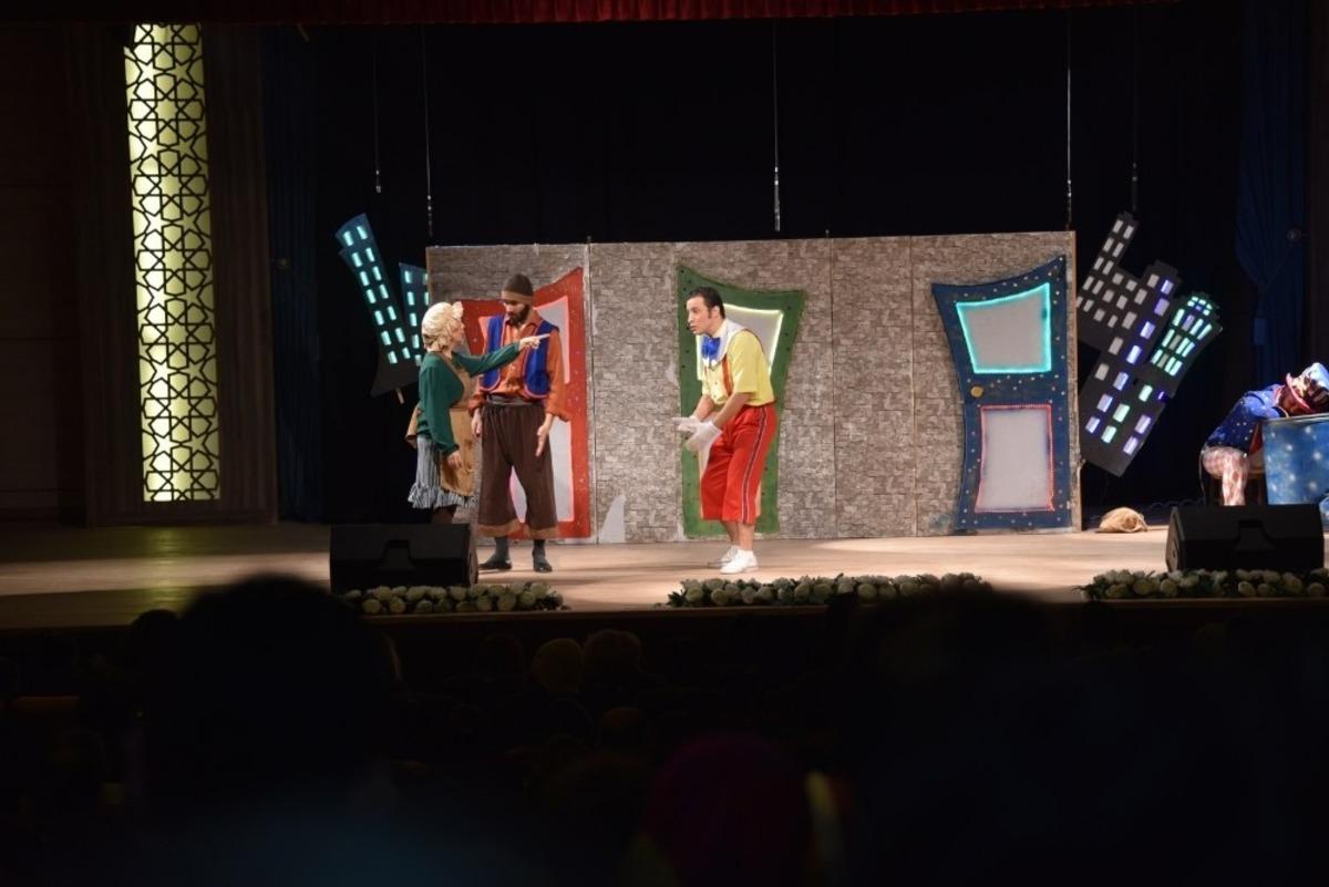 &Ccedil;ocuklar hem eğlendi hem hayvanlara umut oldu