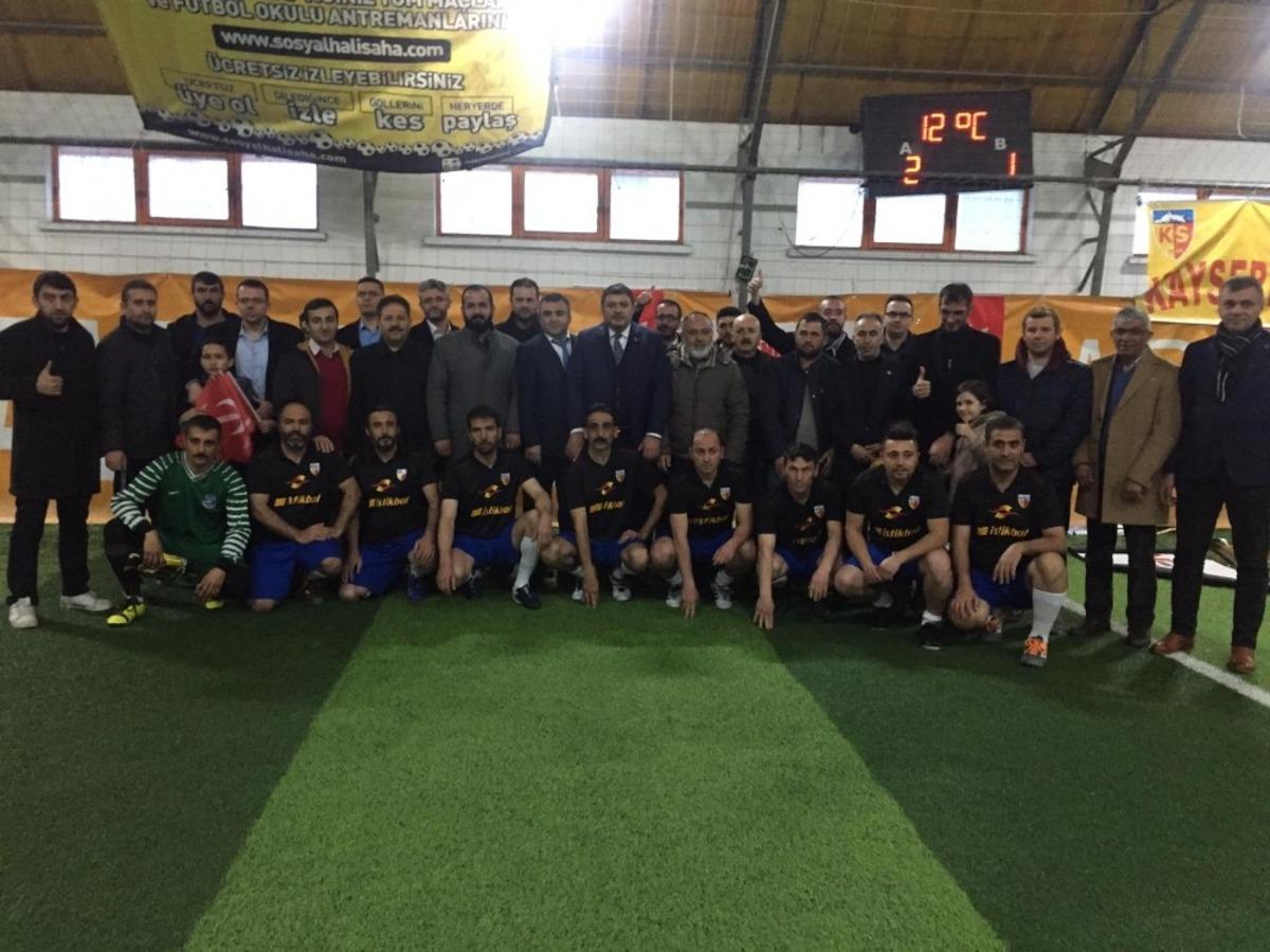 &ldquo;Goller Elazığ i&ccedil;in ve t&uuml;m renkler sarı-kırmızı futbol turnuvası&rdquo; başladı.