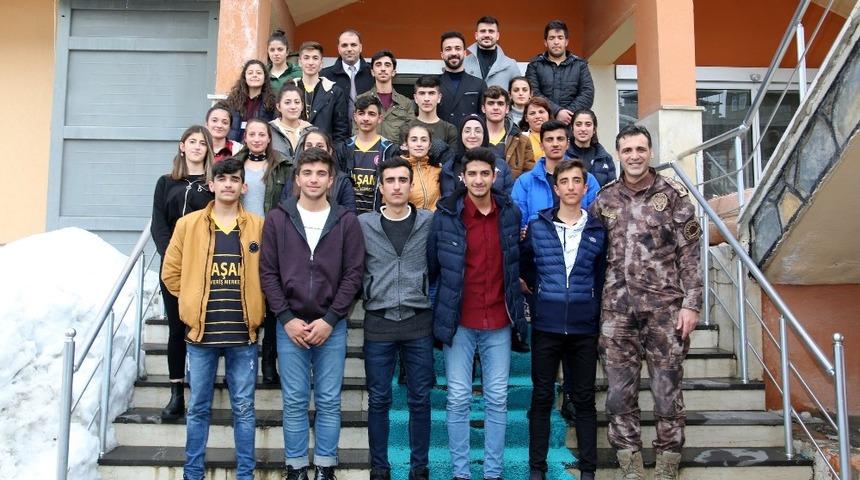 Emniyet M&uuml;d&uuml;r&uuml; Aydın sınır kapısında incelemelerde bulundu