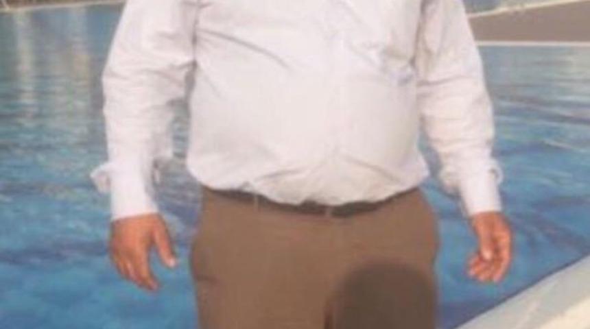 Saman balyalarının altında kalan muhtar hayatını kaybetti