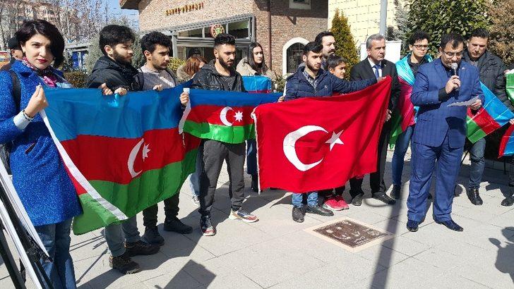 Eskişehir Azerbaycanlılar Derneği tarafından ‘Hocalı Soykırımı’ fotoğraf sergisiyle anıldı G2