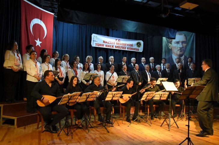Nazilli’de ‘Bizden Türküler’ dinleyenleri coşturdu G4