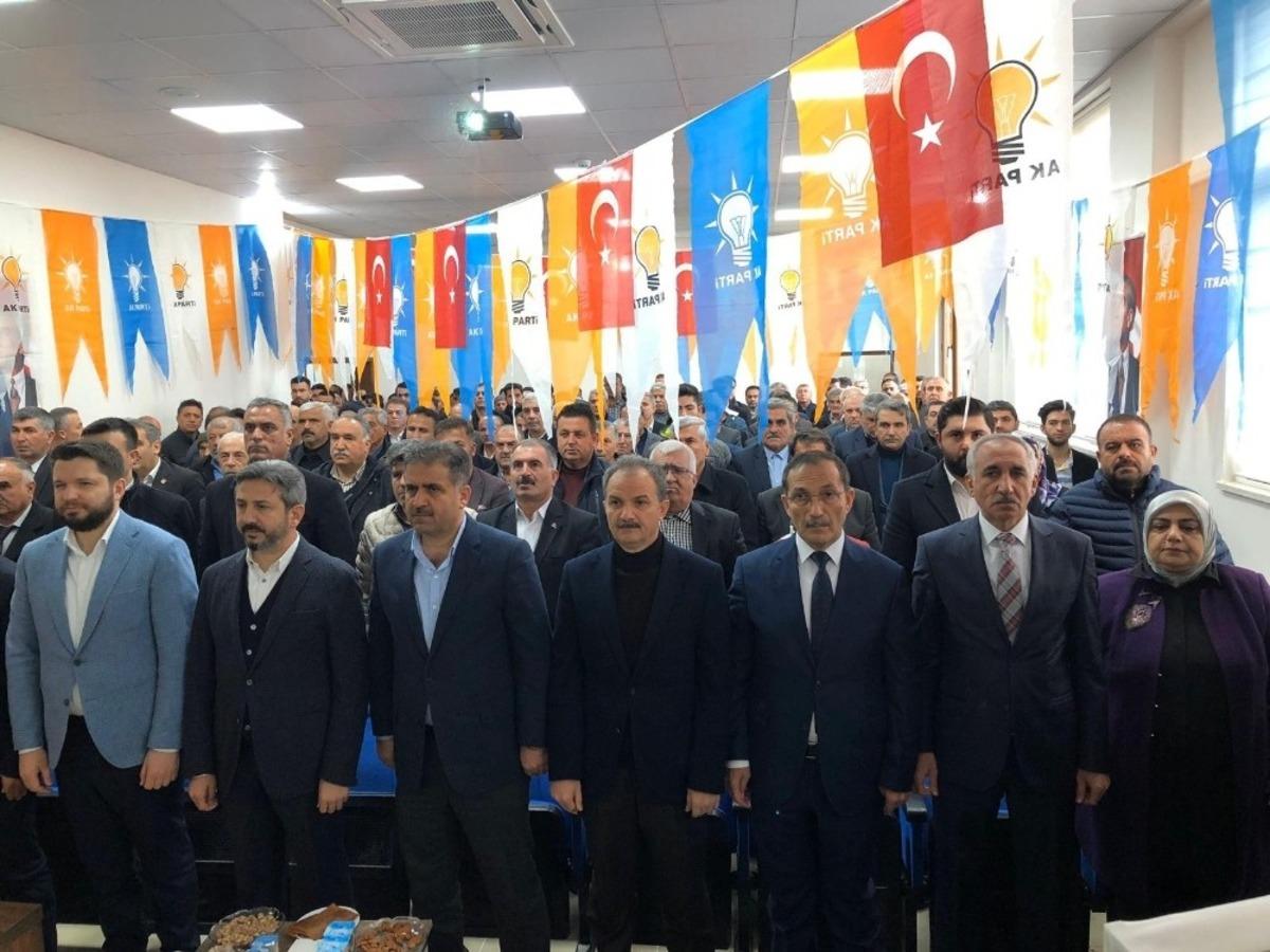 AK Parti Samsat il&ccedil;e Başkanlığı kongresi yapıldı