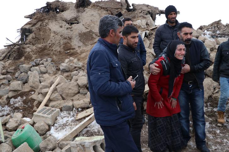 Van'da yürek yakan feryat! Depremde 3 çocuğunu ve eşini kaybetti G2