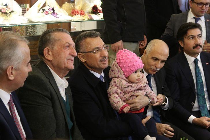 Oktay’dan Denizli’nin tek kadın futbol takımına destek sözü G1