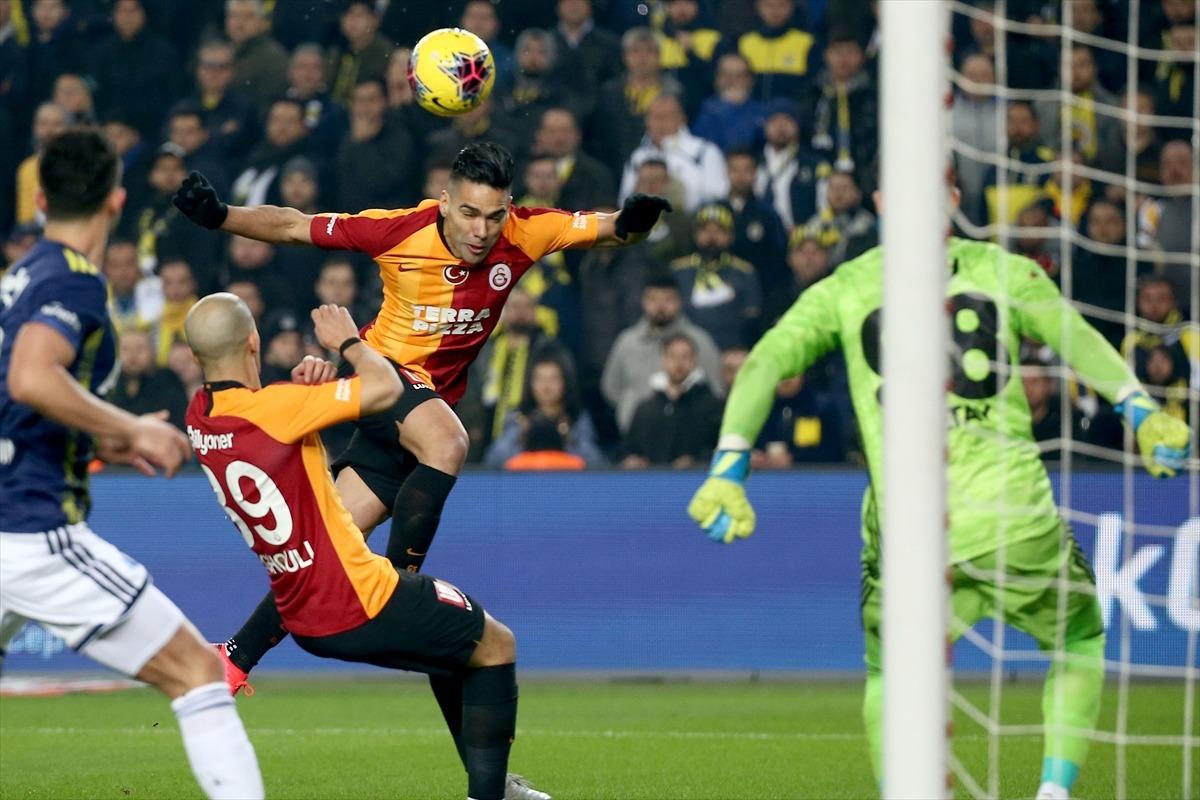 &Ouml;ZET | Fenerbah&ccedil;e - Galatasaray ma&ccedil; sonucu: 1-3