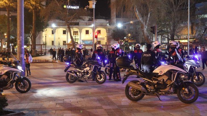 Taraftar grupları arasındaki gerginliği polisin müdahalesi önledi G4