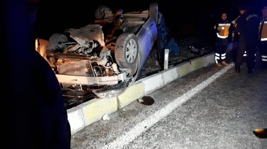 Son dakika! Denizli'de yolcu otob&uuml;s&uuml; ile otomobil &ccedil;arpıştı: &Ouml;l&uuml; ve yaralılar var